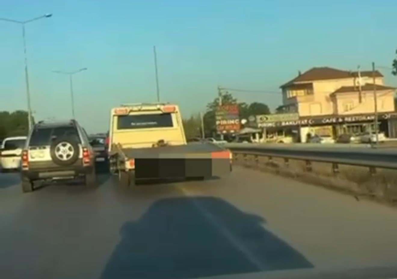 dugun konvoyunda tehlike sacan cekici surucusune 19 bin 527 tl para cezasi chplyUsz
