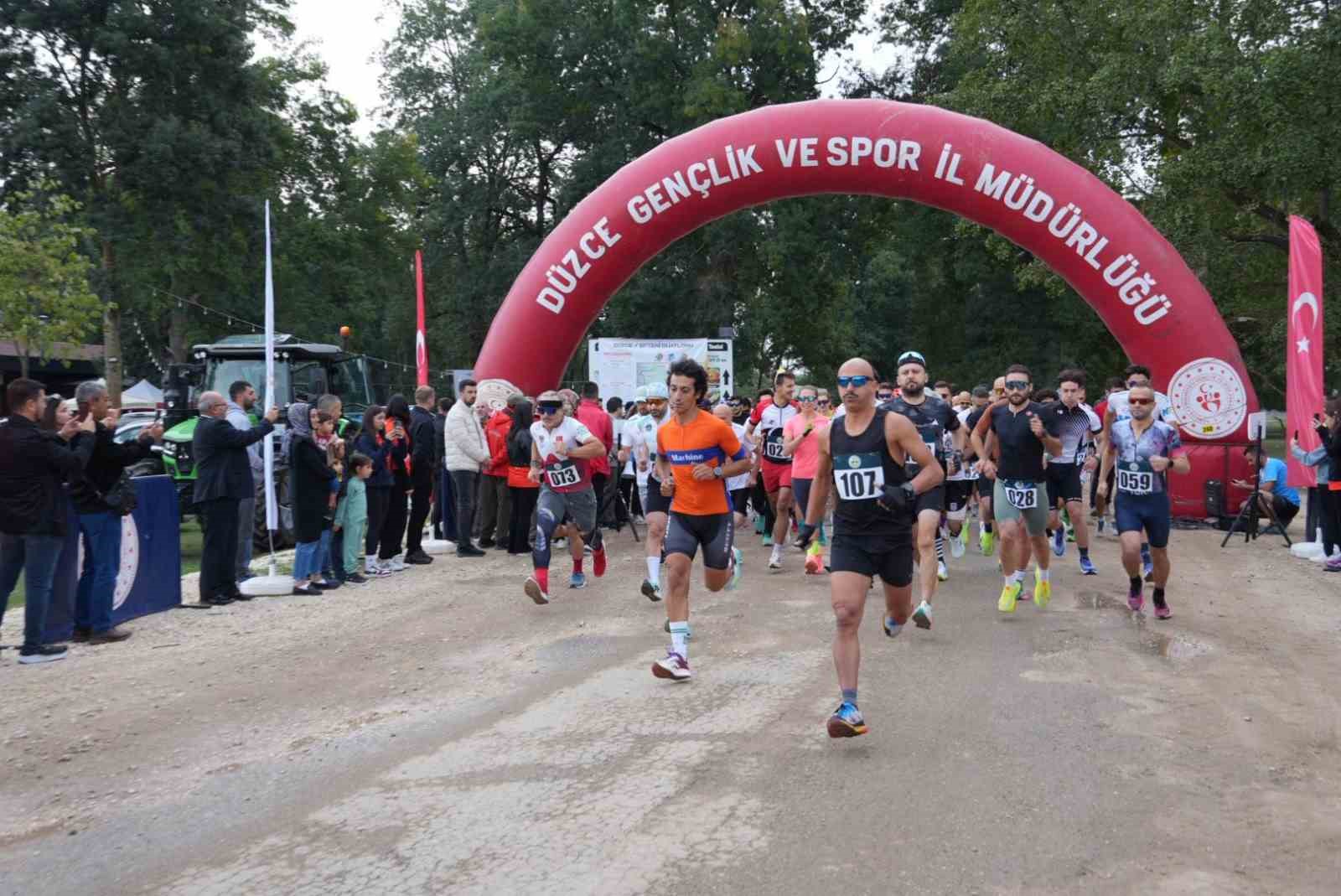 duzcede efteni duatlonu 250 sporcunun katilimi ile yapildi UAIRAsPA