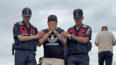 evinde uyusturucu ele gecirilen sahis tutuklandi JvIT1wAL