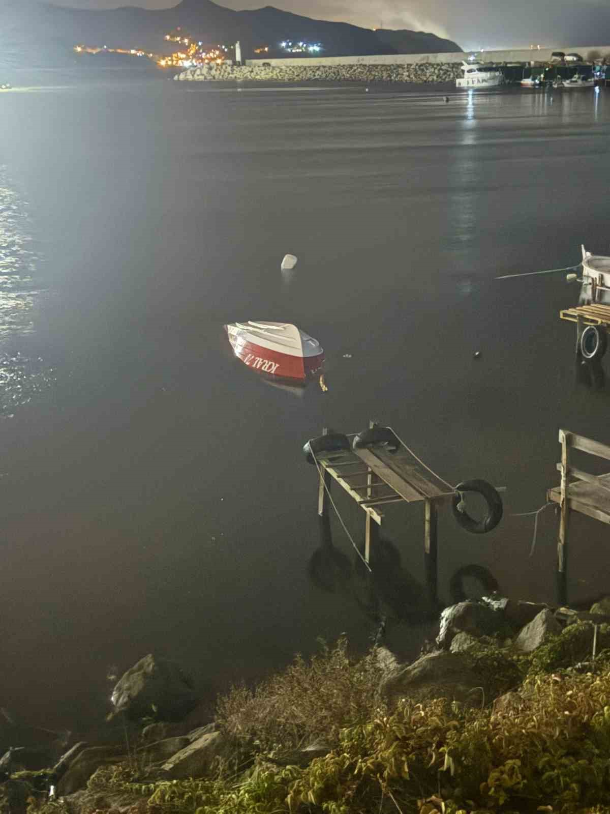 filyosta hortum cikti balikci teknesi batti UJO3DgTR