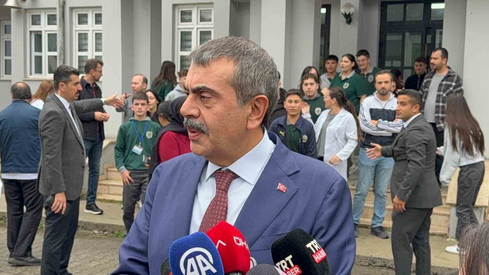 habersiz ziyaret nobetci ogretmen bakan tekini veli sandi
