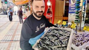 hamsi rizede tezgaha dustu fwHRYCJz