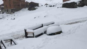 kackar daglarinda kar kalinligi yarim metreye ulasti phJTrmVj