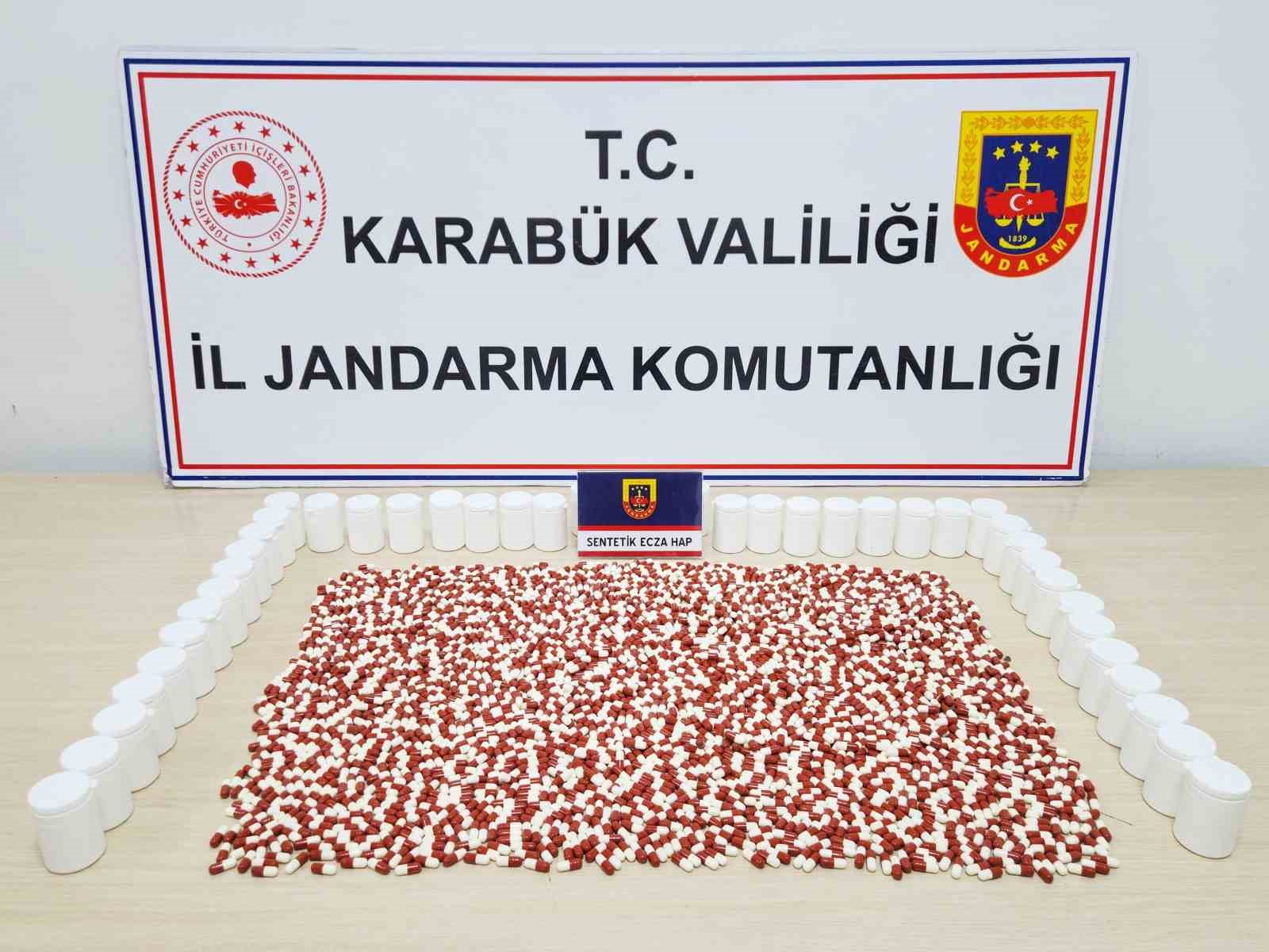 karabukte 2 bin 467 adet hap ele gecirildi jqVpL5J5