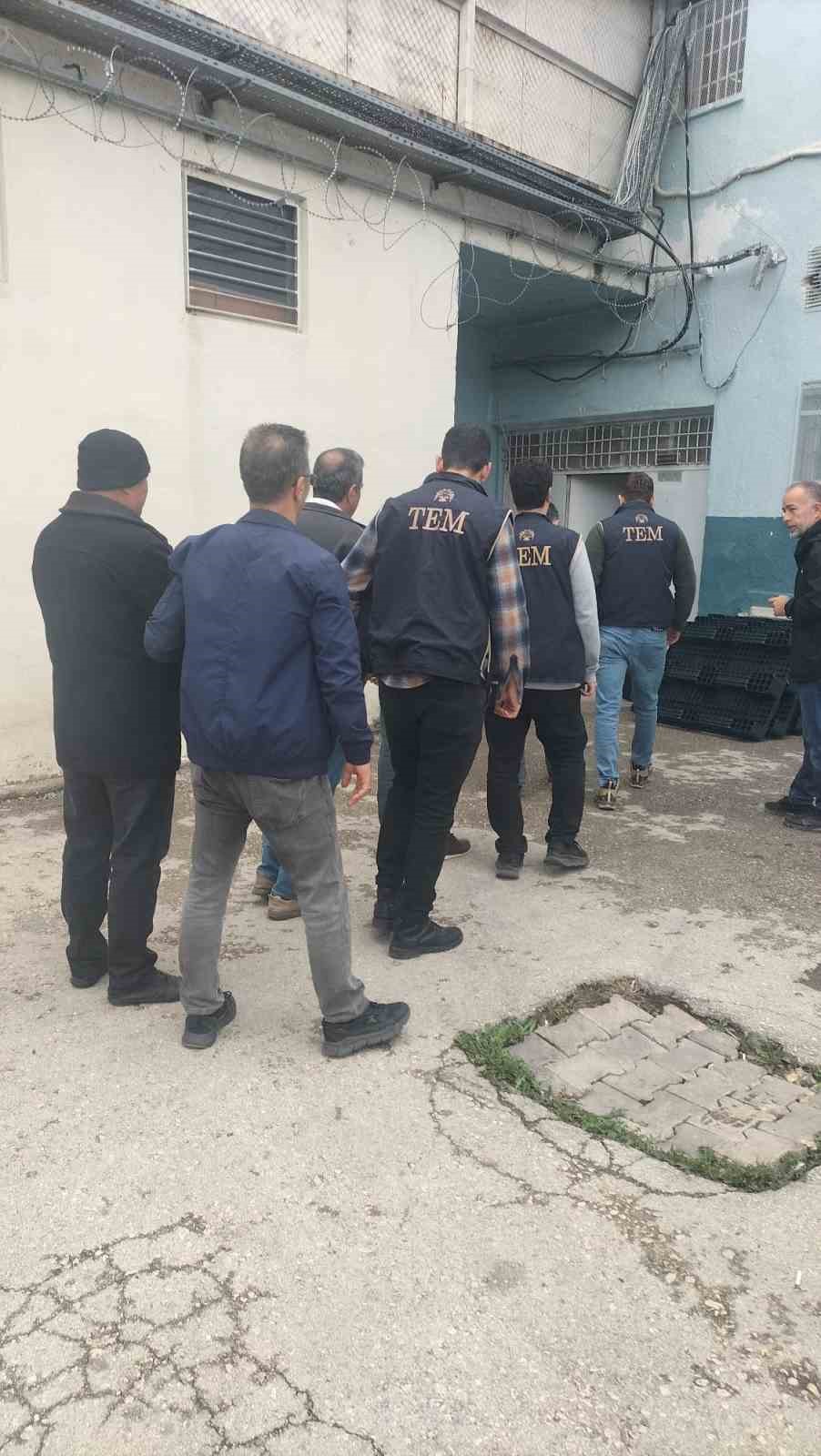 kastamonu merkezli 4 ilde feto operasyonu 8 hukumlu yakalandi FUWHijqZ