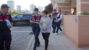 kastamonuda 848 gram metamfetaminle yakalanan 2 supheli tutuklandi YVtB5N3I