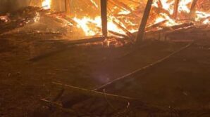 kastamonuda iki katli ev ve ahir alevlere teslim oldu GeYAtRMt