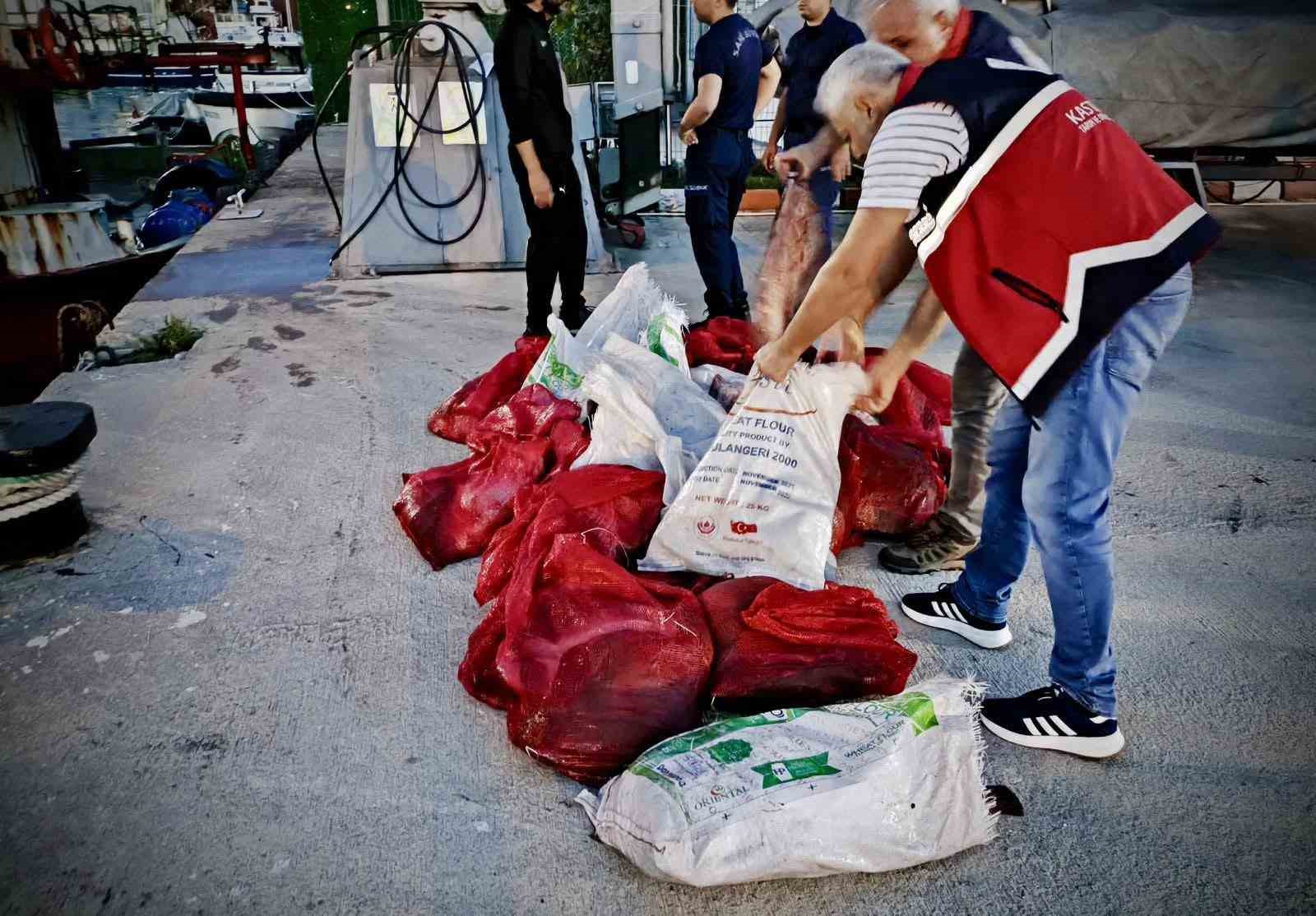 kastamonuda kacak avlanan 142 kalkan baligina el konuldu NQFlWjfF