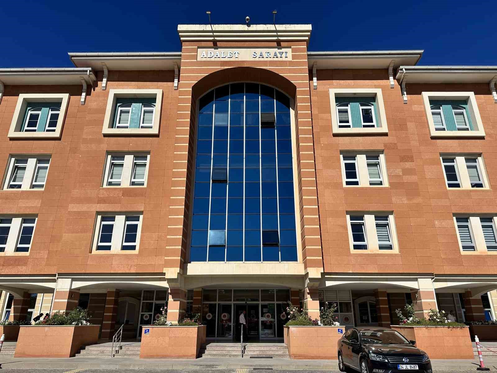 kastamonuda metamfetiman ile yakalanan 5 sanigin yargilanmasina devam edildi