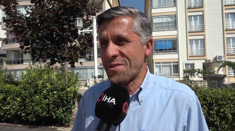 kedi ve farenin dostlugu kamerada fare kacmiyor kedi kovalamiyor tpsR7ujB