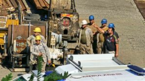 maden ocaginda gocuk 2 isciyi kurtarma calismasi suruyor FxvMxQcJ