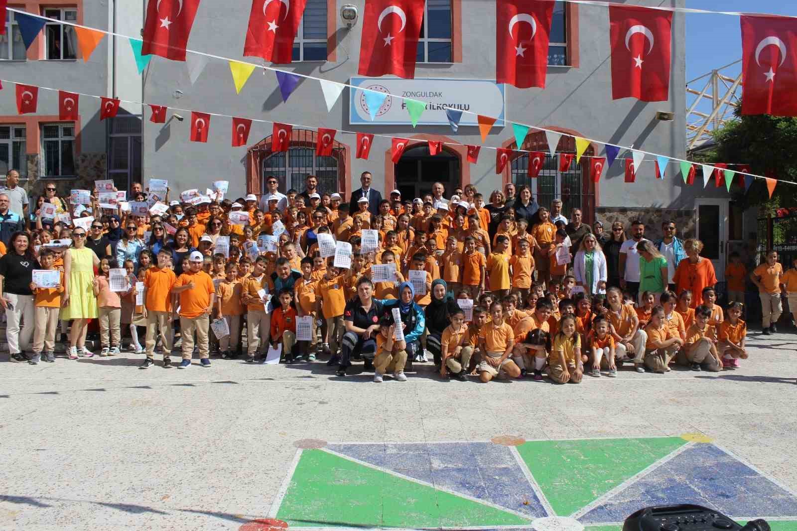 minik ogrenciler saglik elcisi oldu gGTbBS4z