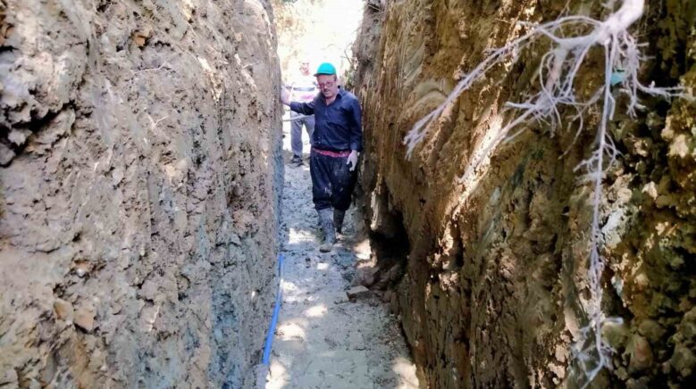 muhtar ve koylulerin destegiyle iki mahalle suyuna kavustu MjMBEXU4