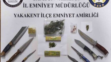 narko alan uygulamasinda silah uyusturucu ve radar tespit cihazi ele gecirildi b3fGMa5W