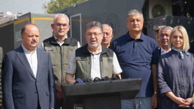 orman bakani yumakli 3 dalga halinde orman yanginlariyla mucadele ettik hP4Fchw2