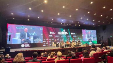 rektor akkaya gazze paneline katildi IhXhSX1L