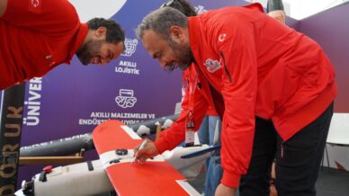 rektor akkaya teknofest istanbulda bilim ve teknoloji tutkunlariyla bulustu ugHtZd5v