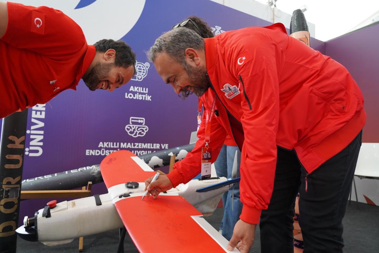 rektor akkaya teknofest istanbulda bilim ve teknoloji tutkunlariyla bulustu ugHtZd5v