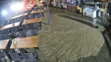 rizede sel boyle geldi SDxYm2Jp