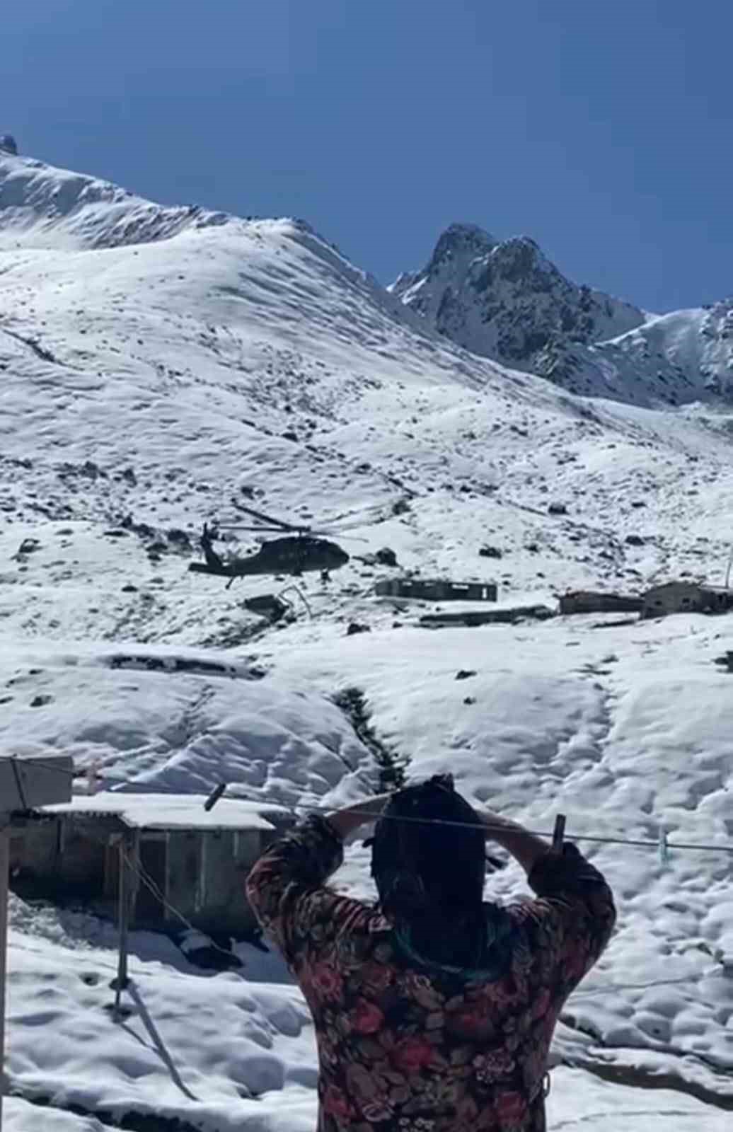 rizede yaylalara helikopterle erzak gonderilmeye devam ediliyor iG3lnaKJ