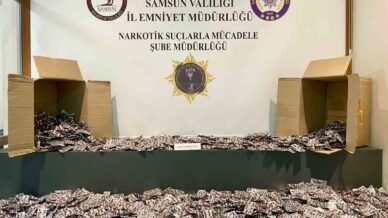 samsunda gardiroba gizlenmis 47 bin 824 uyusturucu hap ele gecirildi neOYpKzJ