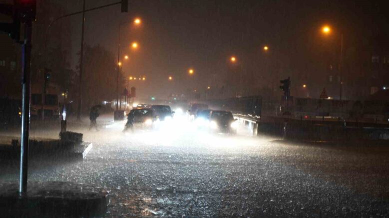 samsunda metrekareye 120 kilo yagis dustu vSYj52ER