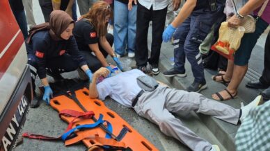 samsunda motosiklet yayaya carpti 1 yarali 9wIcCLCv