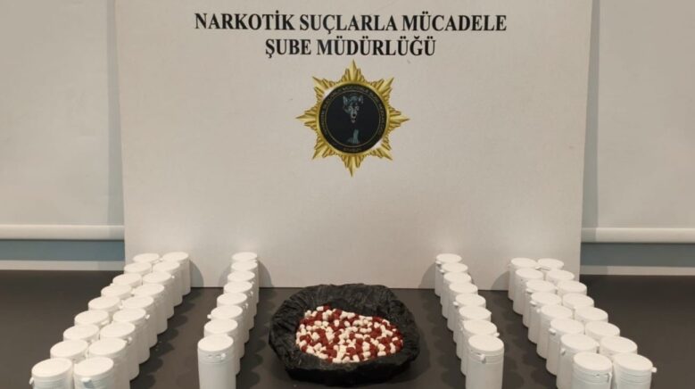 samsunda uyusturucu operasyonlari binlerce ecza ele gecirildi xipA8cdP