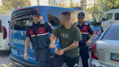 samsunda uyusturucu ticareti suphelisi yakalandi 24TE95lZ