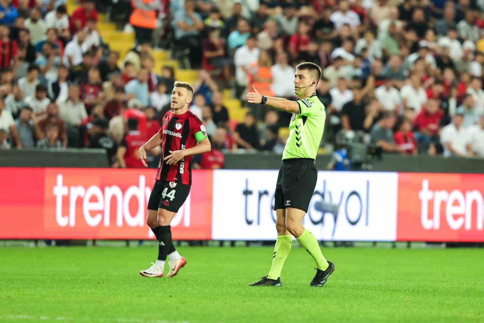 samsunspordan hakem kararlarina tepki emekler heba edildi ilrutnpv