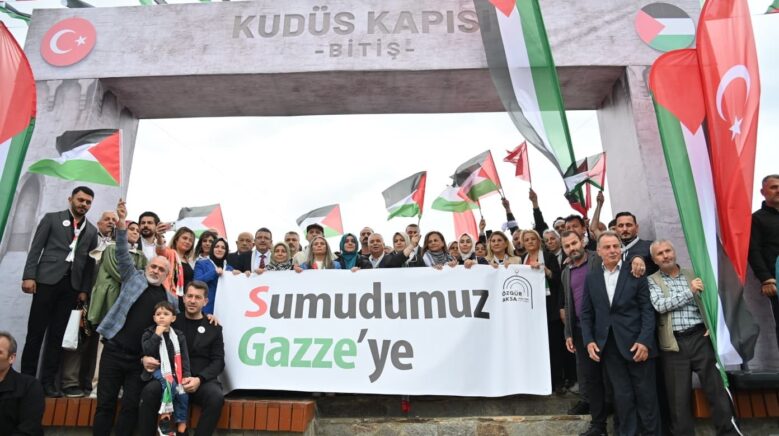 trabzon gazze icin yurudu binlerce kisi tek yurek oldu 7YvISpJh