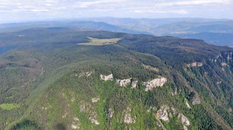 uc ilin kesisim noktasinda manzarasiyla mest eden zirve kesfedilmeyi bekliyor aQQhpTtH