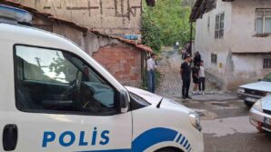 yasli adam yalniz yasadigi evde olu bulundu BAEKWRXW