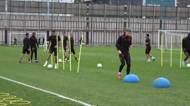 zeki yavru ulke puanina katki sunmak istiyoruz 827XJ19W