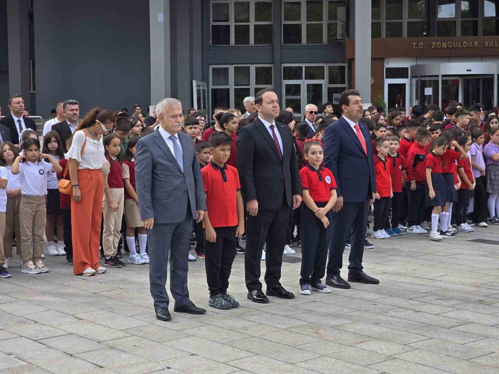 zonguldakta egitim ogretim yili torenle basladi kc1iSPWW
