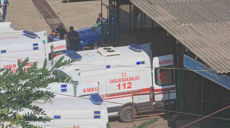 zonguldakta gocuk altinda kalan 5 madenciden 4u kurtarildi K8KerOGc