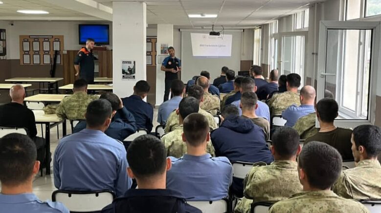 afaddan deniz kuvvetleri personeline afet egitimi AuKK7JqK