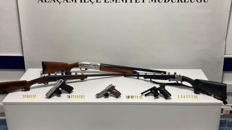 alacamda ruhsatsiz silah ve calinti motosiklet operasyonu YtsJs5Qx