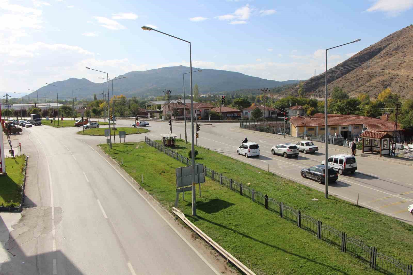 amasyada olum kavsagina feci kazadan sonra sinyalizasyon yapildi HC4b3faT