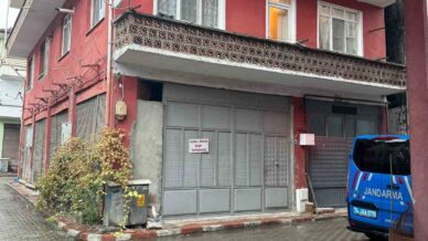 bartinda bir kadin evinde olu bulundu PAGexMQT