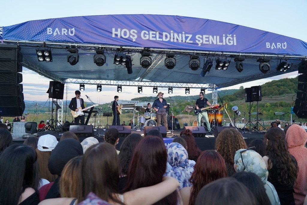 baruden ogrencilere hos geldiniz senligi Q6LrJDeV