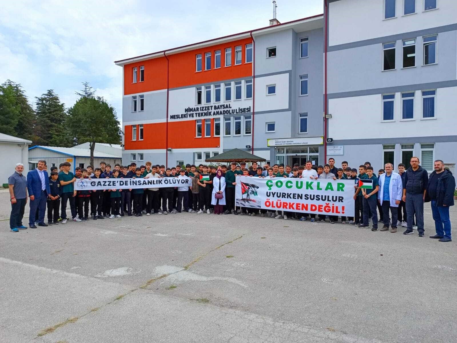 boluda lise ogrencilerinden filistine destek d737GwHM