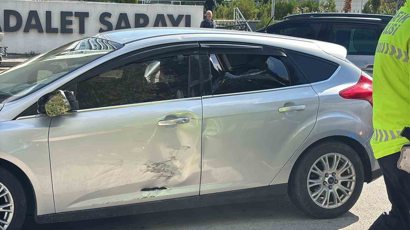 boluda otomobille motosiklet carpisti 1 yarali yrFlhdGl