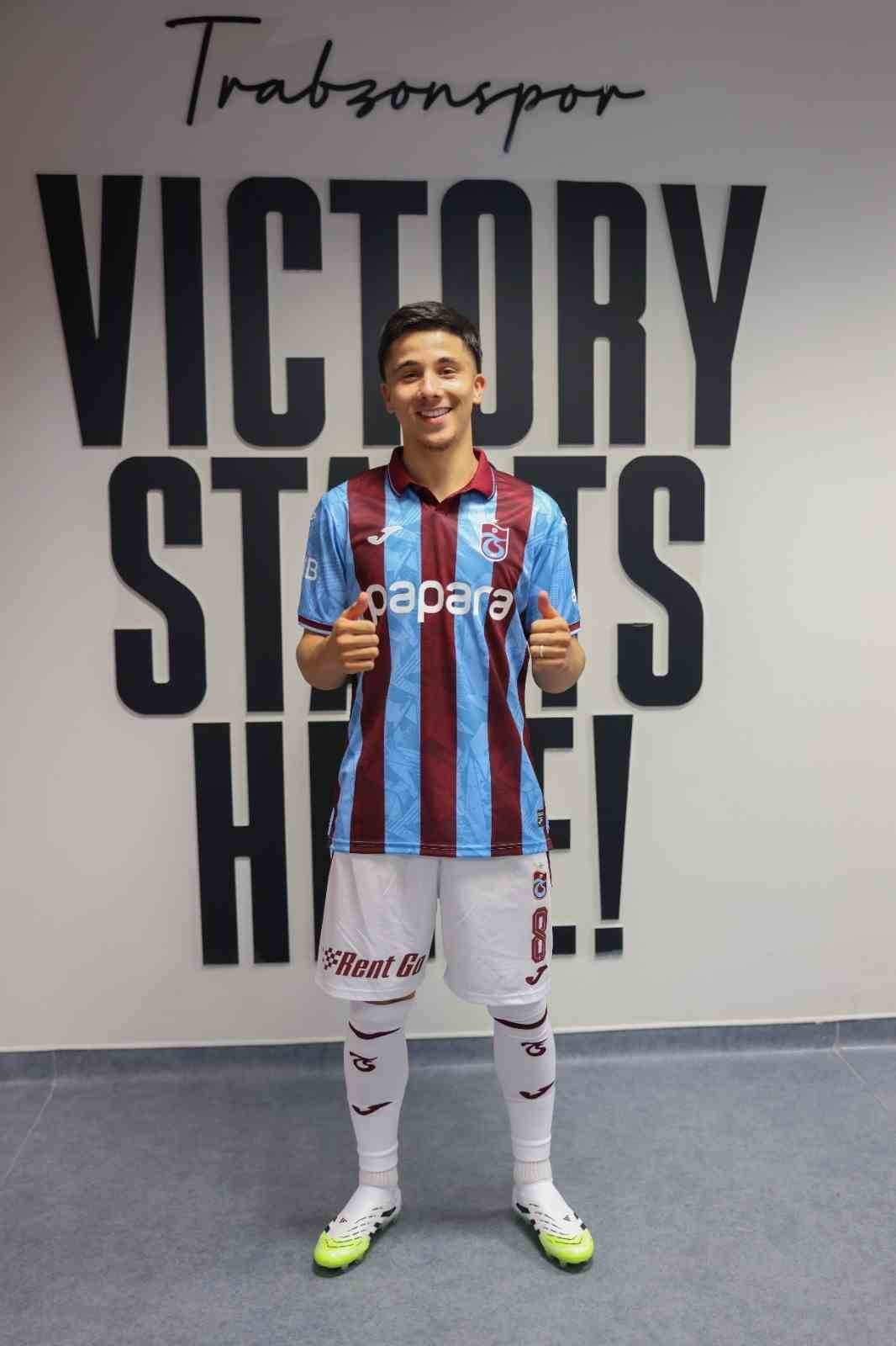bouchouari bir futbolcunun yasayabilecegi en guzel sey futbol oynamaktir 3L3kZWLm