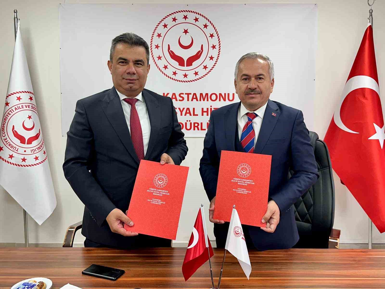 bu proje sehit yakinlari gazi ve gazi yakinlari sanatla bulusacak T6uH6wcB