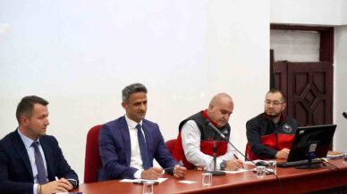 caycumada kahverengi kokarca bocegiyle mucadele toplantisi yapildi fEygkukx