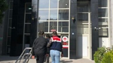 cocuklara sosyal medyadan molotof hazirlama egitimi veren sahislara operasyon 2 tutuklama lh8upvLe