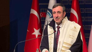 cumhurbaskani yardimcisi yilmaz onumuzdeki donem daha buyuk bir degisim dalgasi geliyor QGIy3kdg