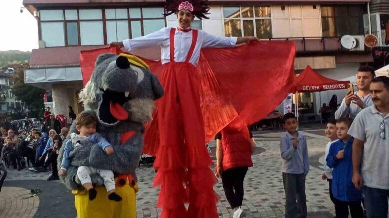 devrek belediyesi tarafindan sunnet soleni duzenlendi FUI1Zm42