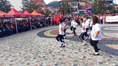 devrekte 29 ekim coskusu Q1wTN5lM